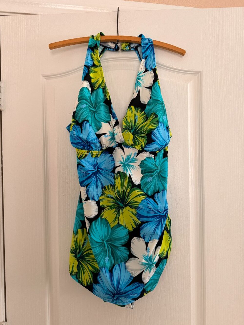 White Stag Floral Bathing Suit - Size 3x (22-24)